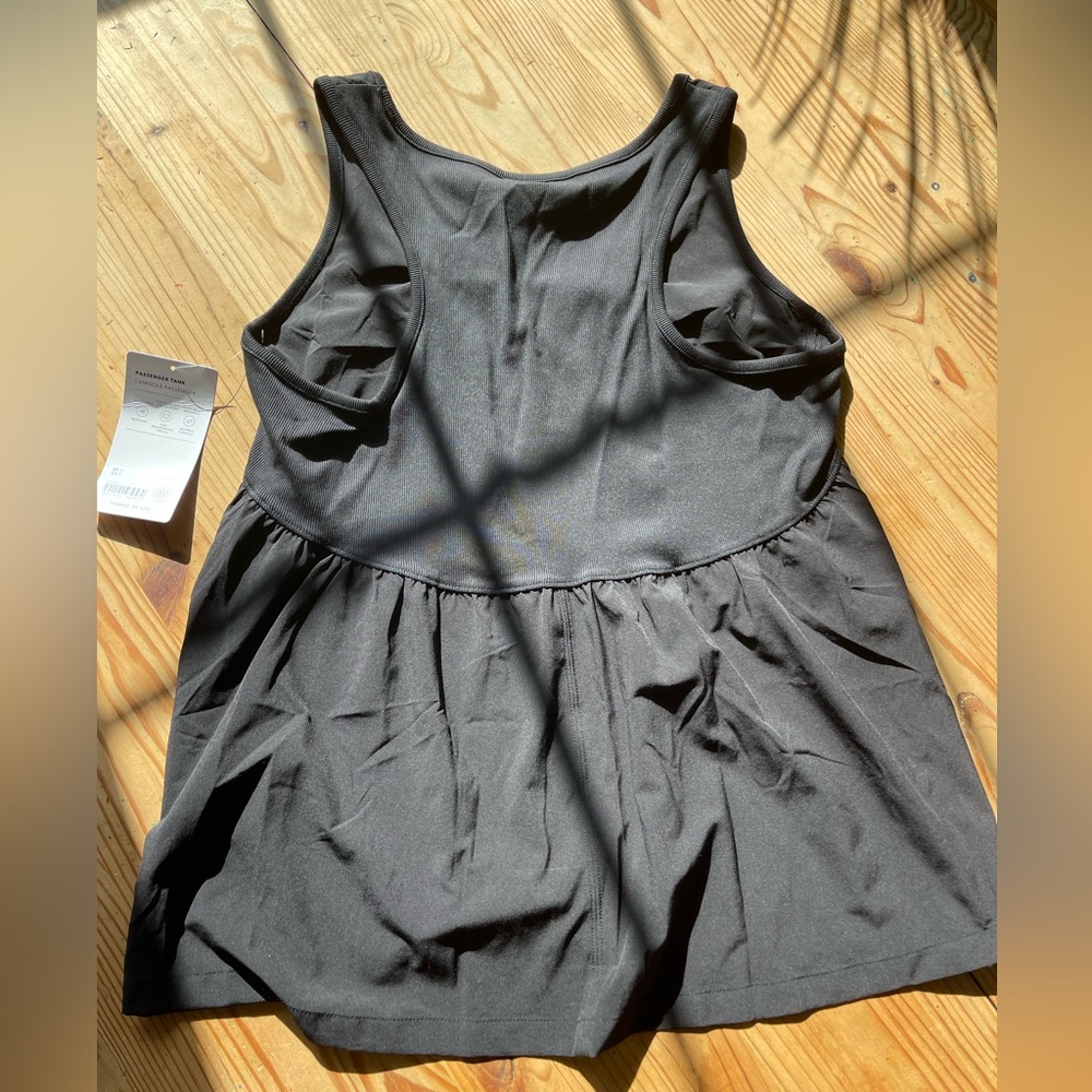 Athleta black passenger tank medium new